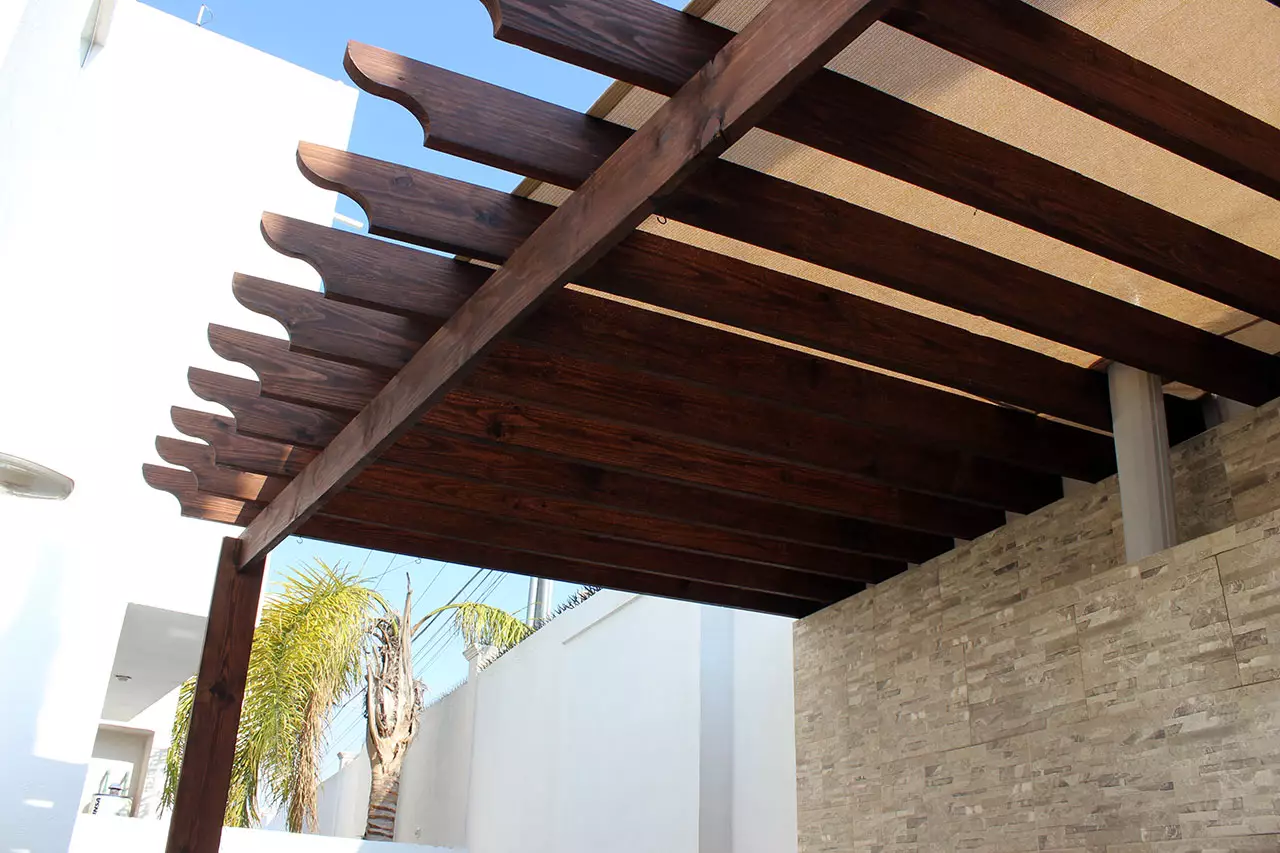 P&eacute;rgola EV